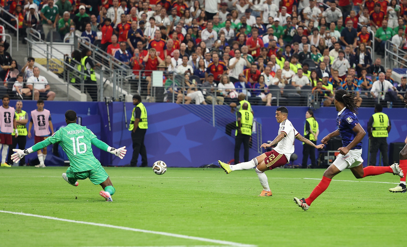 西班牙2-0法国:波罗称超越最佳梦境 主动要求换下因体力不支
