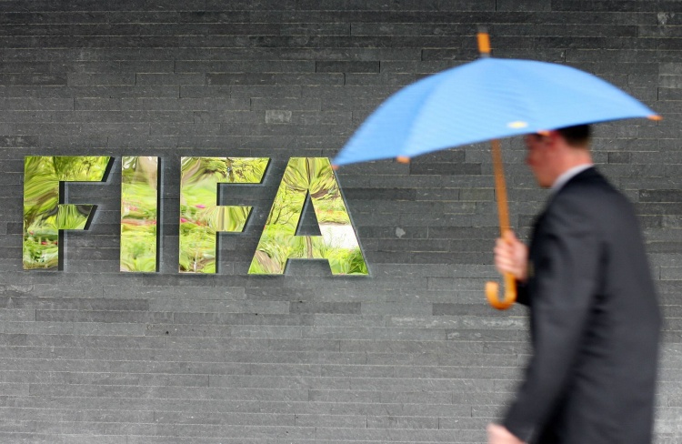FIFA卖股风波:10月资金到账倒计时,欧足联集结55国狙击因凡蒂诺 FIFA卖股风波:10月资金到账倒计时,欧足联集结55国狙击因凡蒂诺