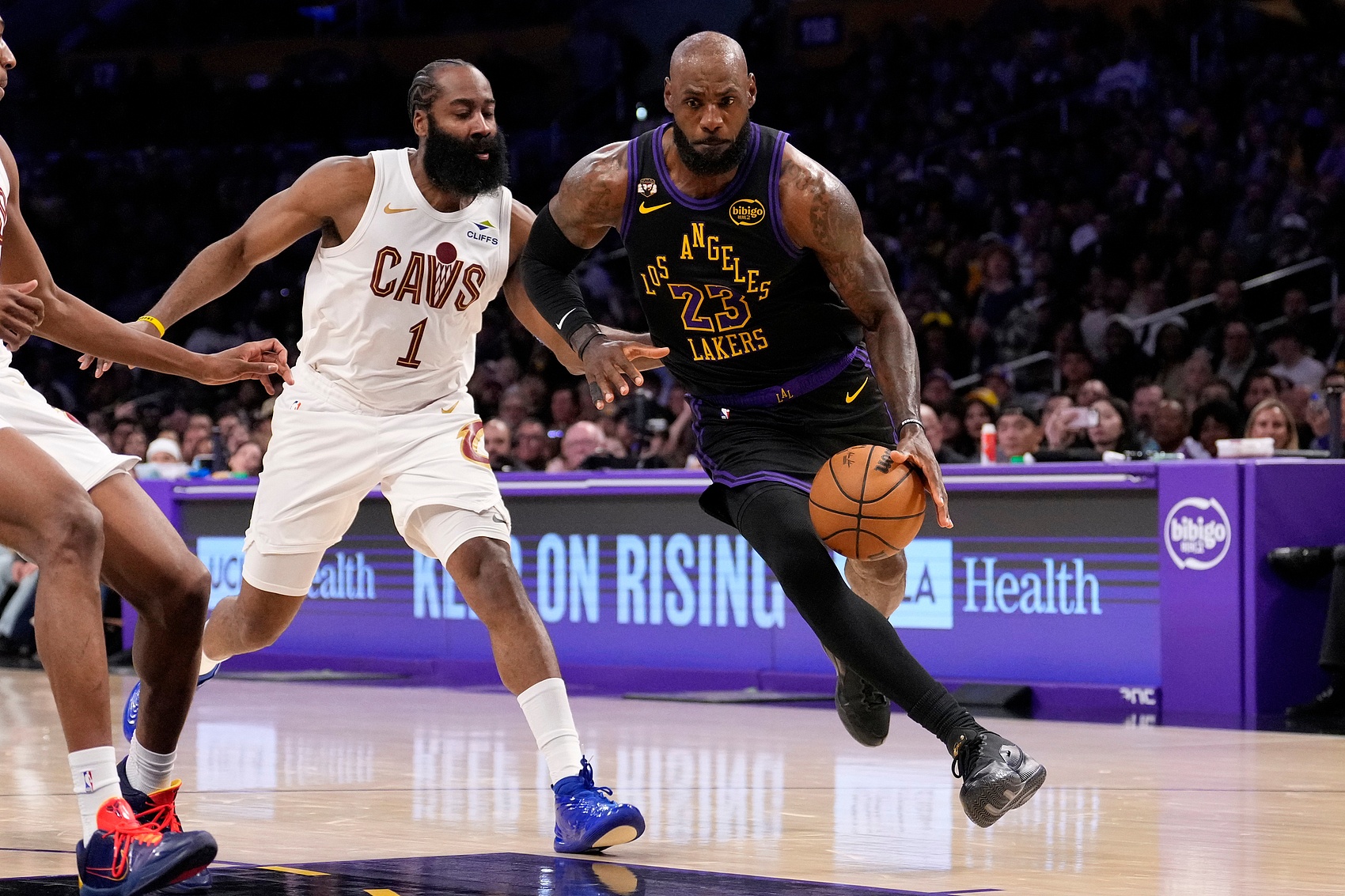 隆多评詹姆斯赴76人：勇士太老热火没投射 马克西是前五控卫