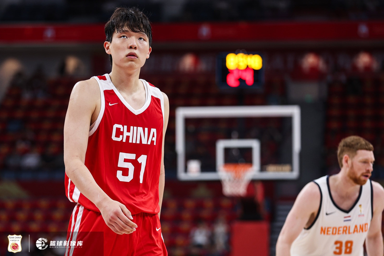 媒体人：男篮集训体系未成型 杨瀚森战术地位难有大变