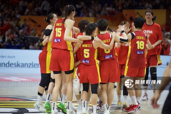 篮协：中国女篮结束世界杯征程抵京 全力备战亚运 下周一奔赴日本