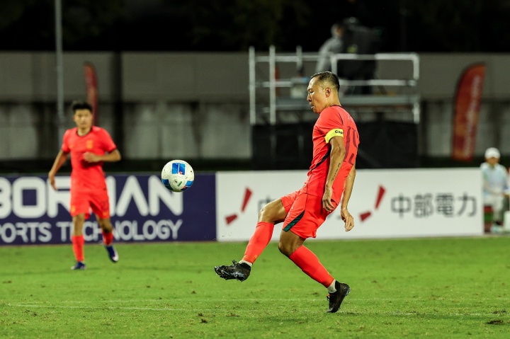 亚运男足综述：U23国足2-1朝鲜 日本U23男足2-0取胜 泰国让2追3