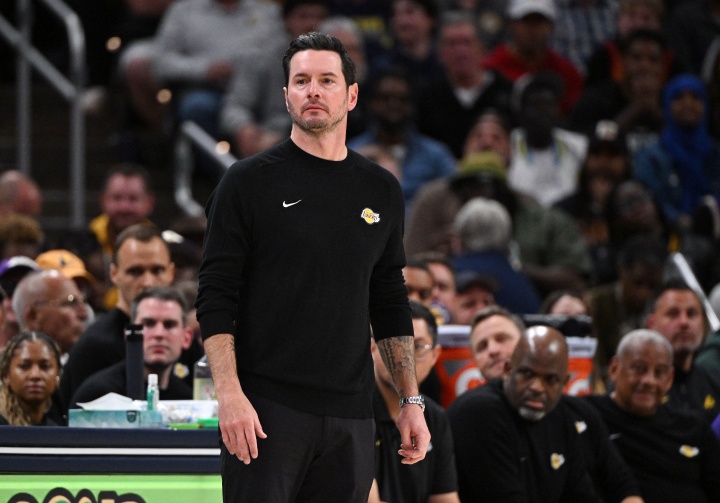 雷迪克：迷你训练营对培养团队化学反应很重要 这是持续推进过程